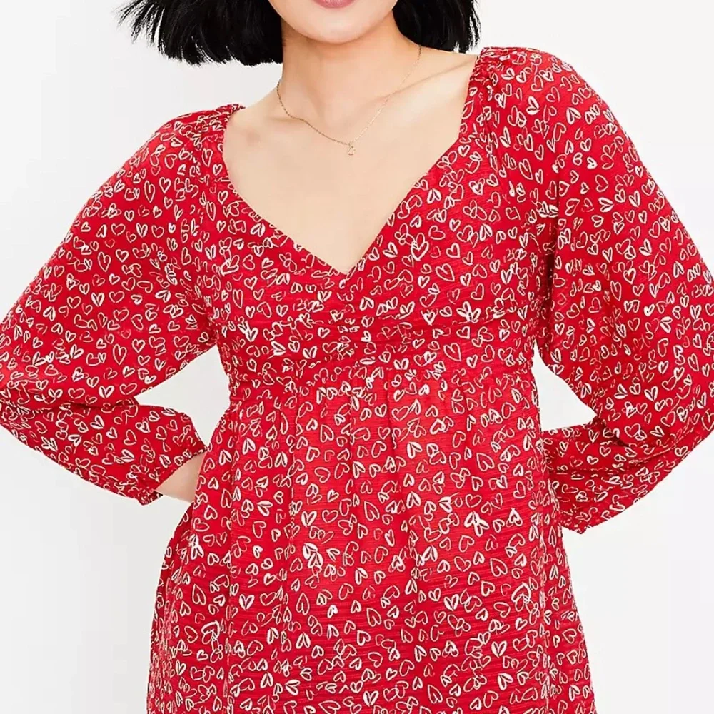 LOFT Red Top with White Heart Print - Picture 4 of 10